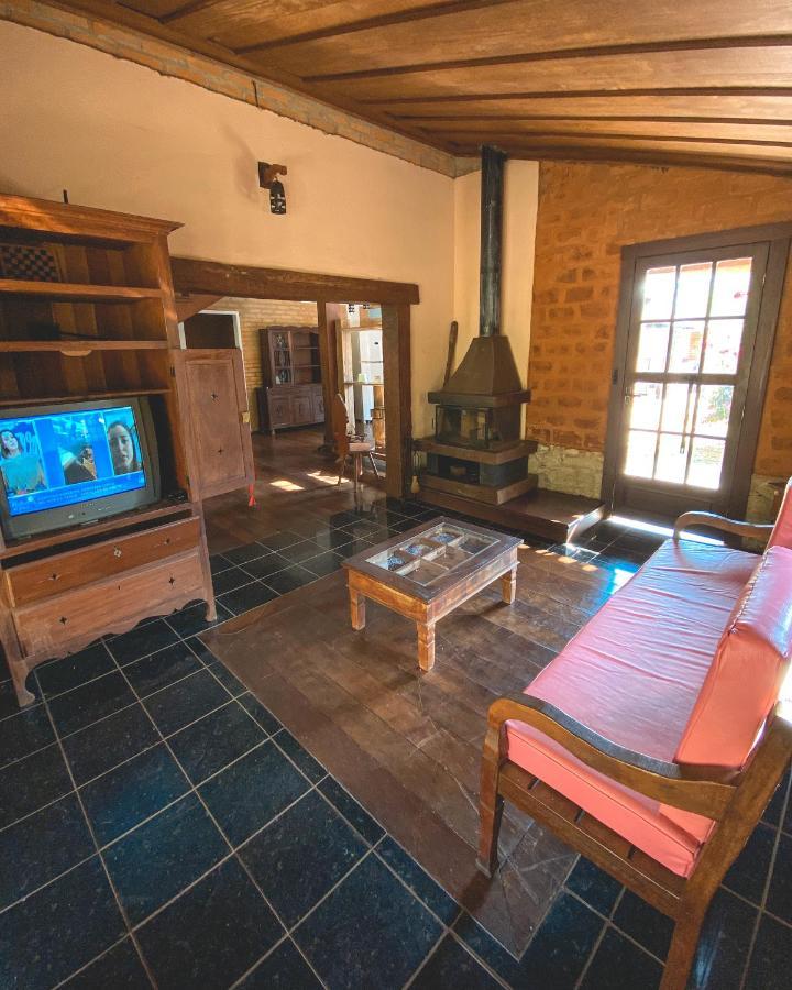 Em Tiradentes, Minas Gerais, Casa Tipica E Espacosa Em Terreno Arborizado Exterior foto